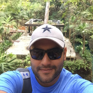 Meet your Posher, Andres